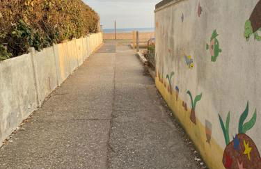 Ocean Cottage, Ferring - seaside cottage moments from the beach and Bluebird cafe - Foto 40