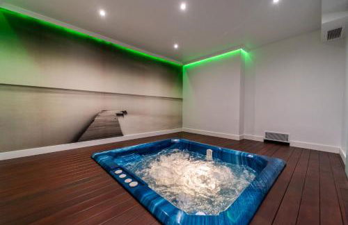 Luxury Vacation Villa - Photo 75