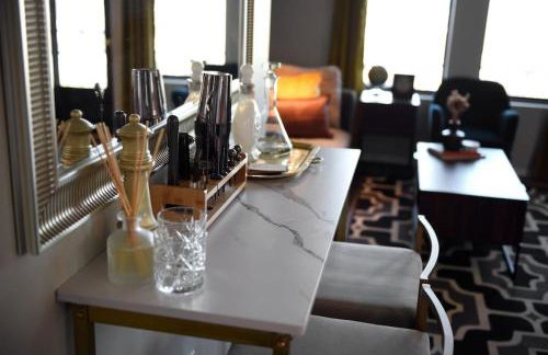 HostWise Stays - Grandview Balcony with Stunning Skyline Views - Foto 39