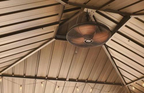 Sunny Lake Cottage, Patio Retreat - Foto 23