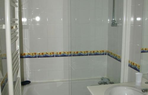 Studio cabine au pied des pistes avec balcon, 4 couchages - FR-1-557-16 - Foto 3