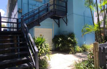 Duval Street Suite w parking and pool - Foto 10