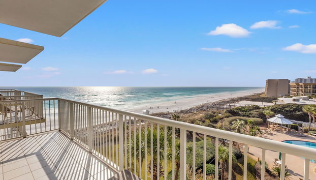 Beachfront Luxury 2Bd 2Ba Condo With Balcony! Sleeps 6! - Foto 2, Imagen principal