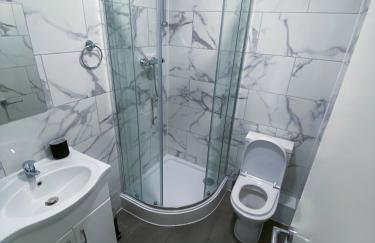 Stylish 1 Bedroom Flat in wood Green - Foto 8