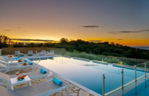 Family Villa Portes with panoramic view! - Foto 23