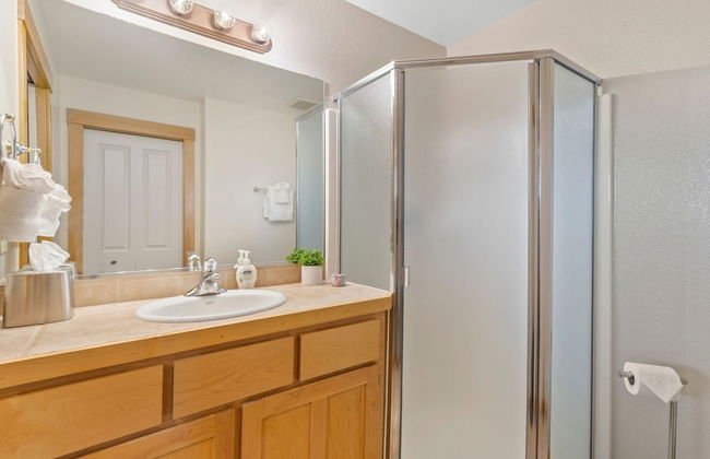 Sleek Condo - Near Park, Poudre River and Old Town - Foto 18