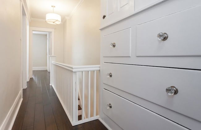 Applewood Suites - Danforth Avenue - Foto 11