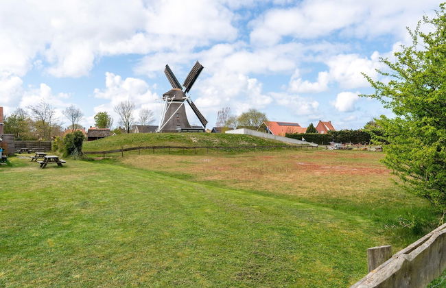 Holiday Home in Nes With Garden - Photo 36