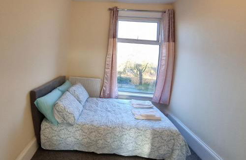 2 Bedroom Flat Free Parking Fast Wi-Fi Self Check-in Visit Manchester Oldham Bury - Foto 33