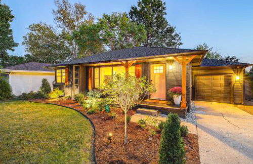 Tulsa Retreat with Backyard Oasis and Putting Green! - Foto 31