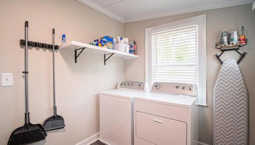 Marietta Square's Home Away! - Foto 4