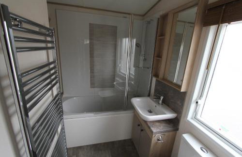 Valley View with a luxurious hot tub - Foto 40