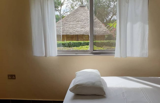 Bushbaby Lodge - Photo 4