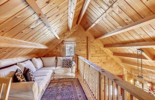 Aspen's Run: 3 br log cabin, wood stove, deck, firepit, window a/c by Stowe Country Homes - Foto 3