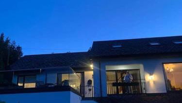 Riverside Retreat - Photo 3