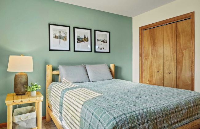 Lake View Chalet by Avantstay Lake Access + Deck - Foto 33