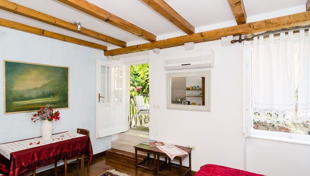 Apartment Taura - Studio Apartment With Balcony and Old City View - Foto 5, Zona de estar