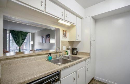 Towne Plaza Apartments #114 in the Galleria Area - Foto 17