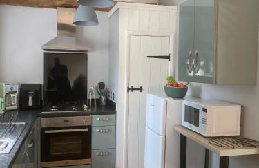 The Tack Room Cottage - Sleeps 4, Garden & Parking - Foto 43