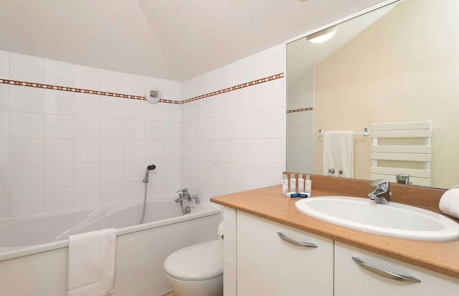 Villa With Large Garden Near Etang de Laprade - Foto 16