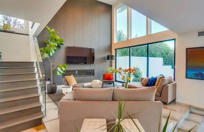 Troy Dr - Sleek & Modern Hollywood Hills Home With Stunning Views - Foto 34