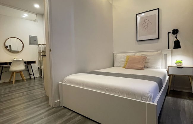 Hotel and the City-Midtown - Photo 17