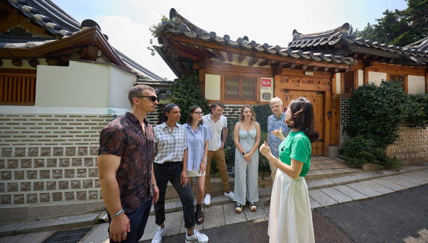 Jongno & Namsangol Hanok Village Tour + Namsan Cable Car - Foto 5