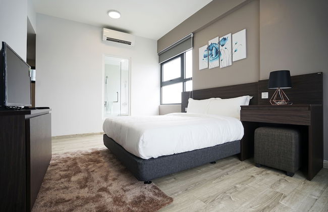 The First Stay Hotel - Foto 12