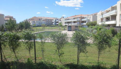 Rez de Jardin T3 recent et calme au Nouvelles Terres à La Londe les Maures - Foto 3