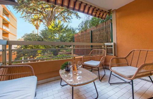 Appartement rénové - Terrasse - Parking - BM - Foto 2