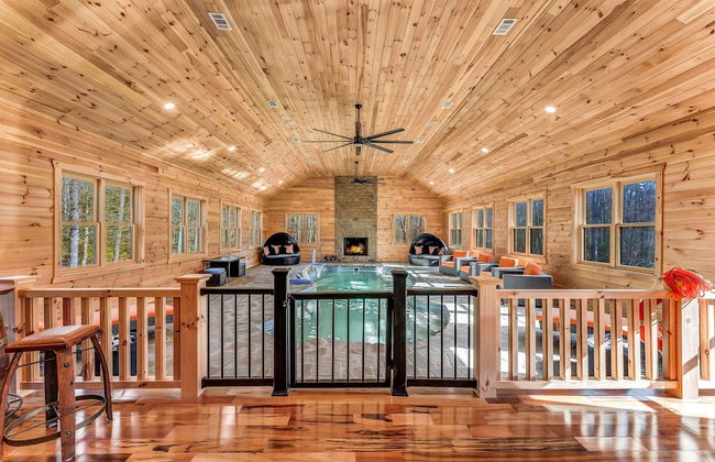 Grand Timber by Avantstay Indoor Pool Sauna Sports Court Game Room More - Foto 11