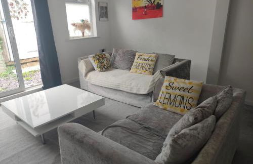 Spacious Family Getaway - Foto 12