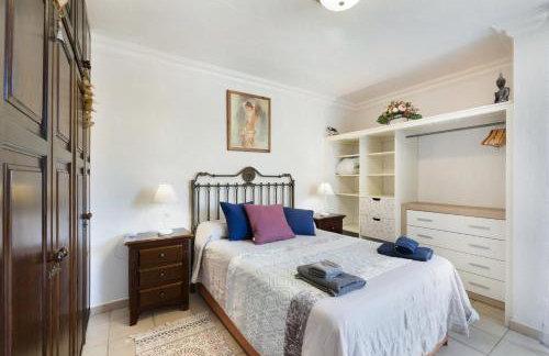 El Almendro - Photo 13