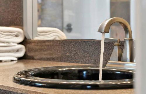 Salty Heated Pool Escape - Nearby Beach - Photo 27