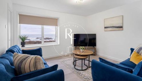 The Den at the Harbour - Photo 2