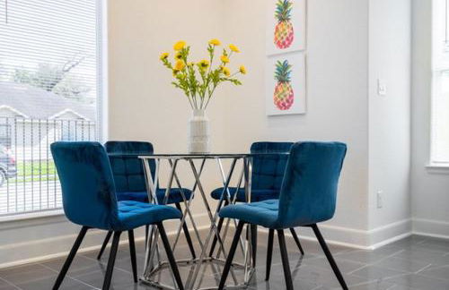 Cute Cozy house close to major sporting events and restaurants - Foto 12