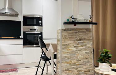 Cosy T2 climatisé sur le port à 5min de la mer parking privé linge de bain et de lit fournis - Foto 13