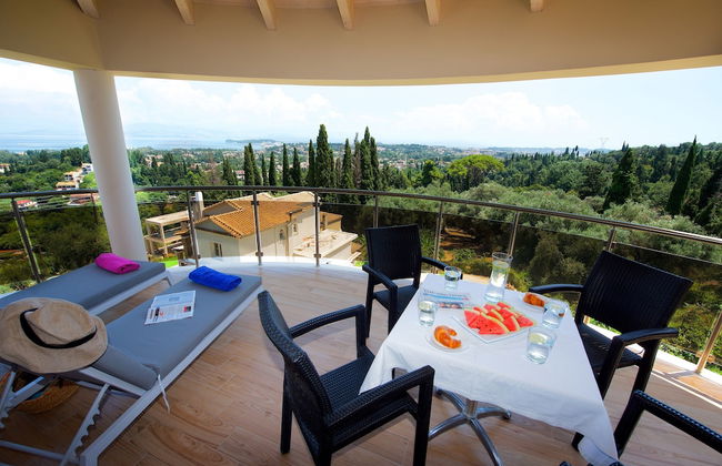 Fedra's House - Photo 1