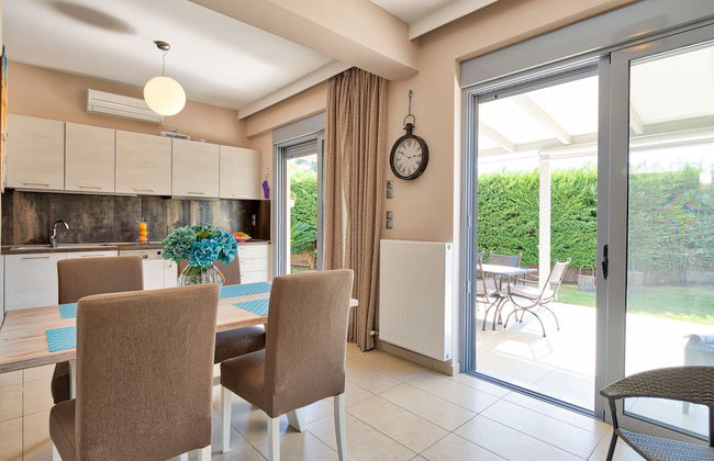 Elegant Maisonette Garden near Beach - Foto 10