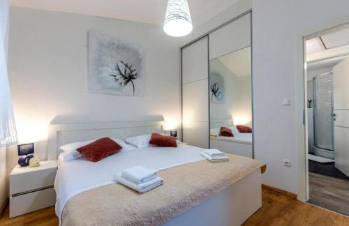 Minto & Slava Apartments - Photo 25