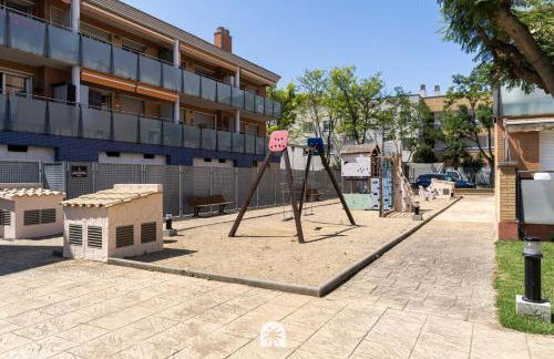 Mediterranean Way - Port Marino Castell de Tona - Photo 41