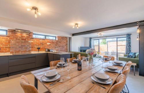 Norton Coach House - Photo 10