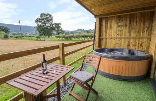 Cilan Lodge - Photo 1