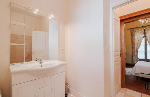 Gîte cosy en Berry avec jardin et parking, proche de Châteauroux, pour 10 personnes - FR-1-591-31 - Foto 10