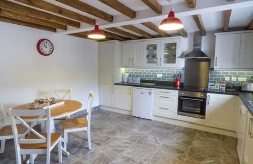 Maerdy Cottage - Photo 9