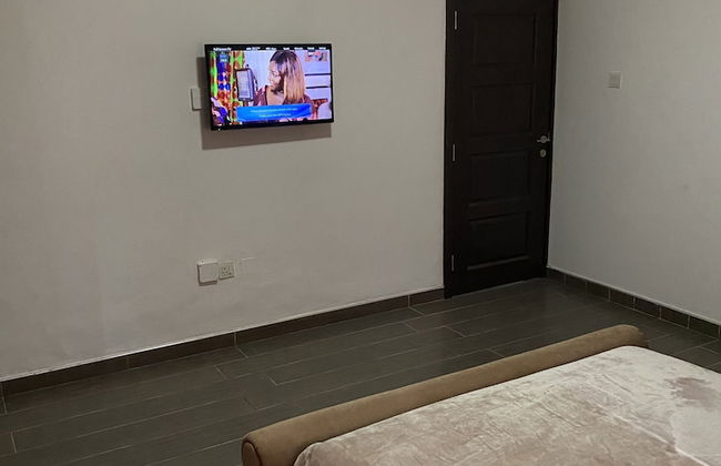 3-bed Apartment, Sleeps 6 With Wi-fi - Photo 7