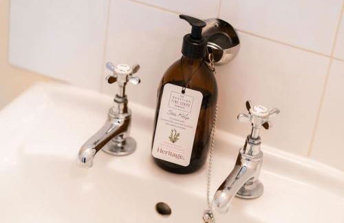 Red Squirrel Cottage, Family & Pet Friendly Adventure Retreat, Strathdon, Aberdeenshire - Photo 25