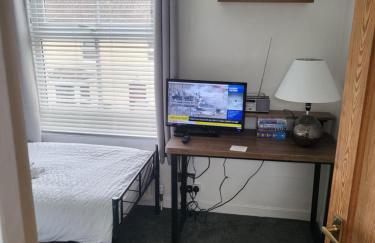 Rugby town centre house close to train station, rugby school and benn hall - Foto 14