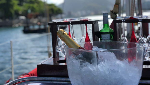 Aperitivo sulla barca