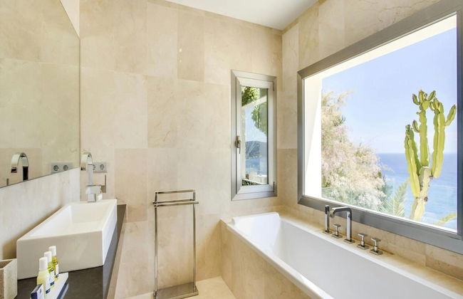 Tranquil San Jose Villa with 6 Bedrooms 1045 - Photo 33